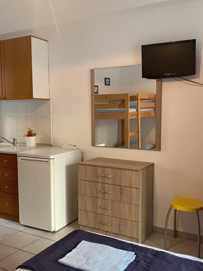 Jenny'S Holiday Villas Полихроно Екстериор снимка